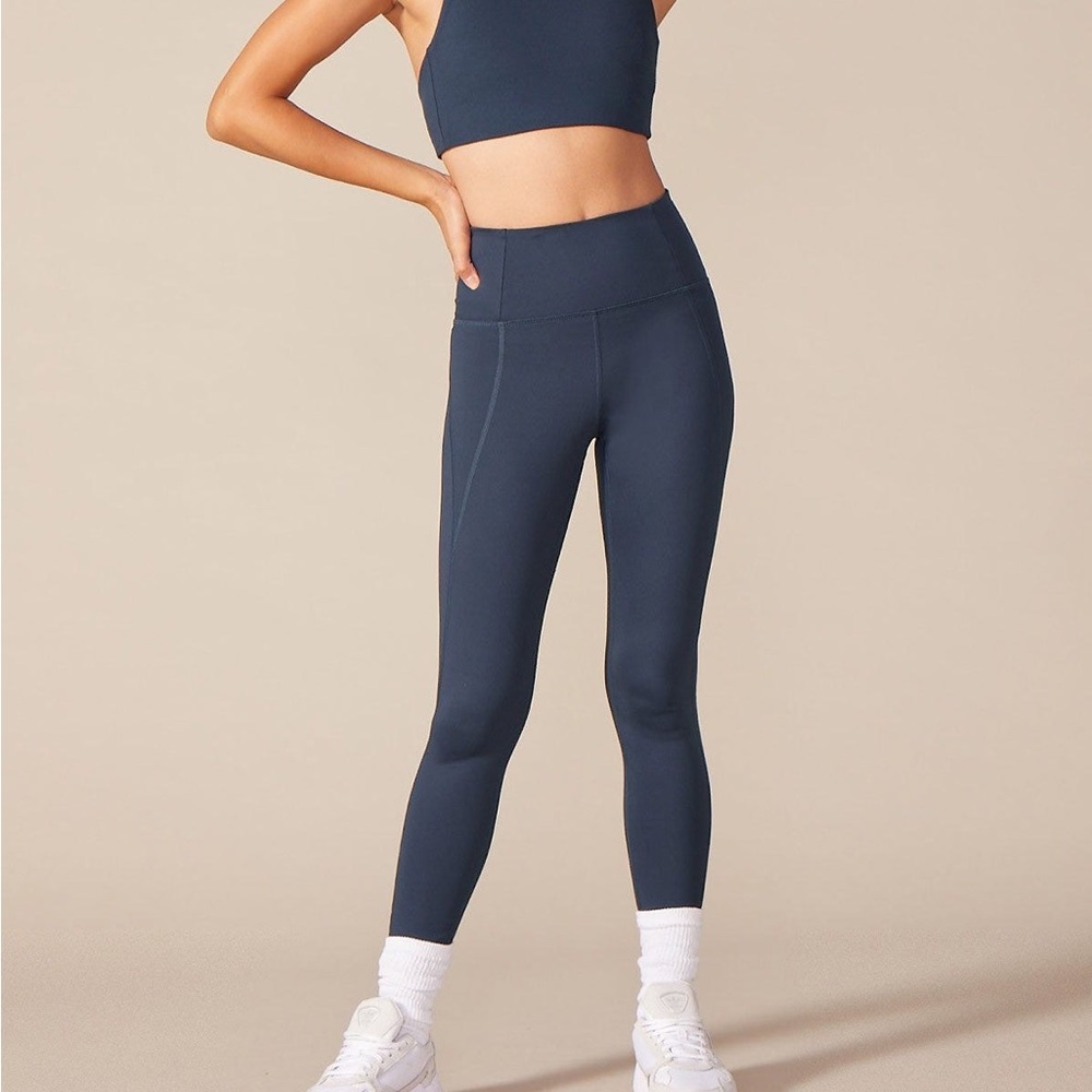 Girlfriend Collective High-Rise Compressive Legging Tights in Midnight